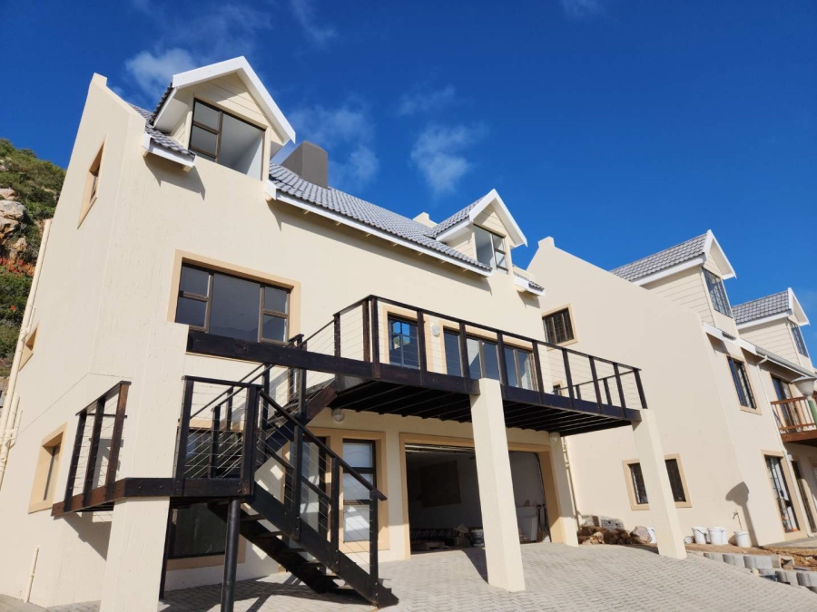 3 Bedroom Property for Sale in Vakansieplaas Western Cape